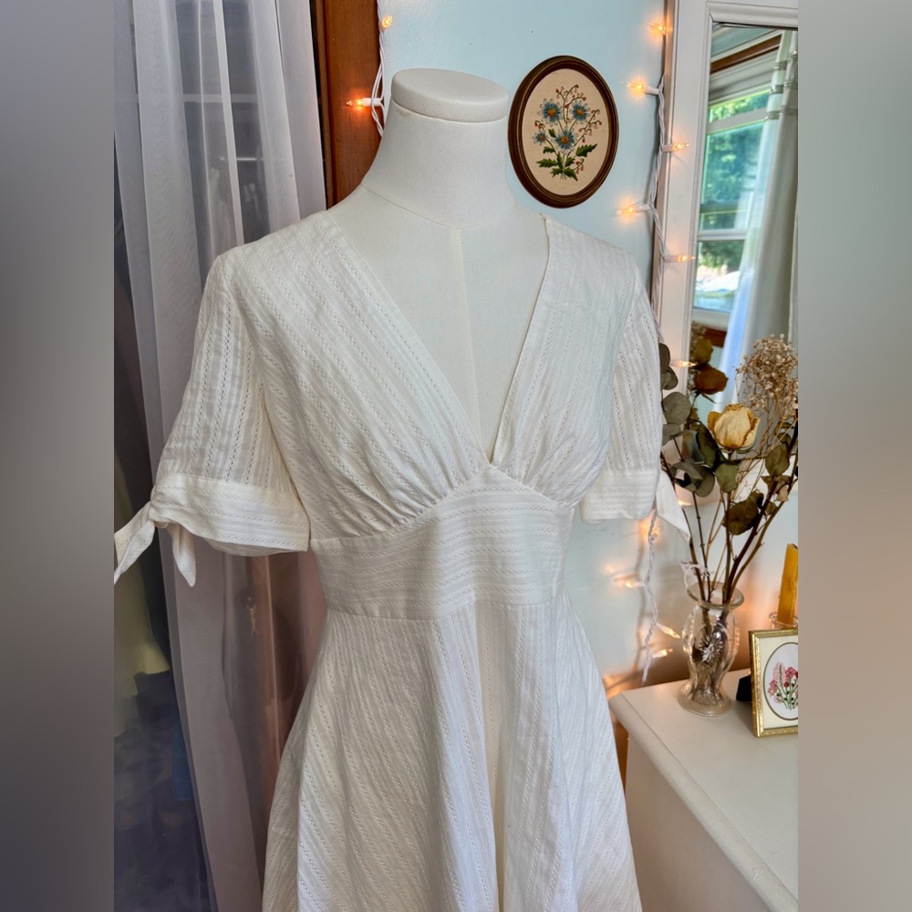 White V-Neck Dress With Bow Sleeves